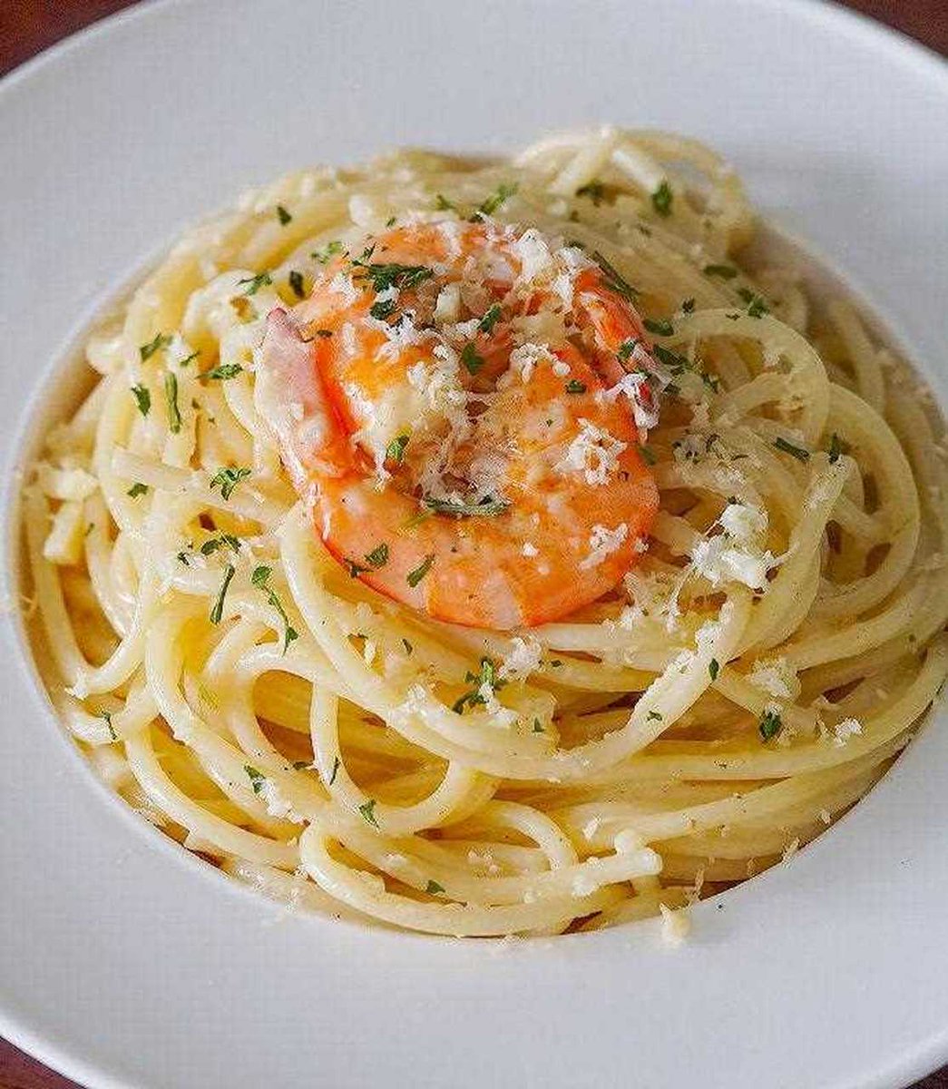 Cedricdinacera's tweet photo. Just whipped up garlic butter shrimp pasta in 20 mins—perfect weeknight comfort that tastes way better than takeout! https://t.co/5qNViuWk2y