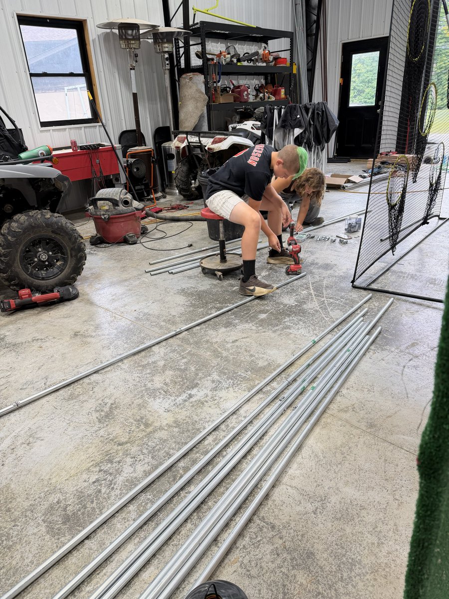 GmHartman13's tweet photo. It's been an active week working on finishing up our #BattingCage helping @TaHartman11  during the #HartfordFair and helping prepare firewood with the @STIHL 
#Baseball #Football #Training #Working #Stihl https://t.co/DjUi3HUii9