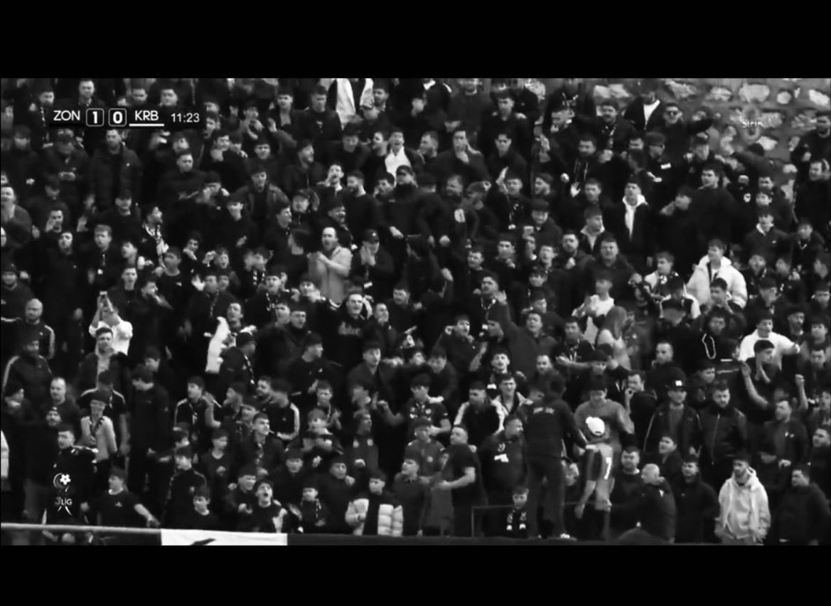 Aliiarslan67's tweet photo. Yeni sezonda Hayatın Kıyısında
MARATONUN ORTASINDAYIZ
@UltrasDarkSide https://t.co/74uhyn845h