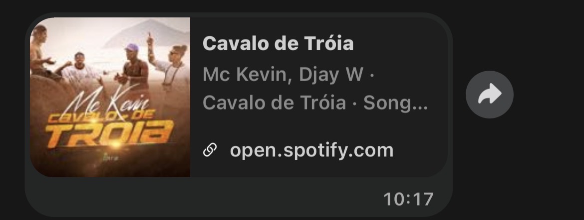 laurapaumer's tweet photo. semana passada meu namorado viu troia (2004) e so falou disso a semana toda ate nos obrigar a ver no almoço de família de ontem https://t.co/F0GrXkL5bI