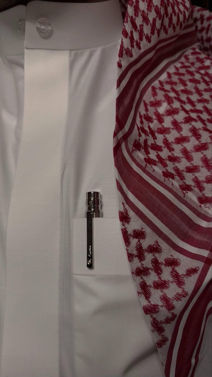 naawaf_q81's tweet photo. ماوحشني بعد صوتك اي صوت 
  فيك نبره تسرق اشواقي عليك https://t.co/41dgJgCZiQ
