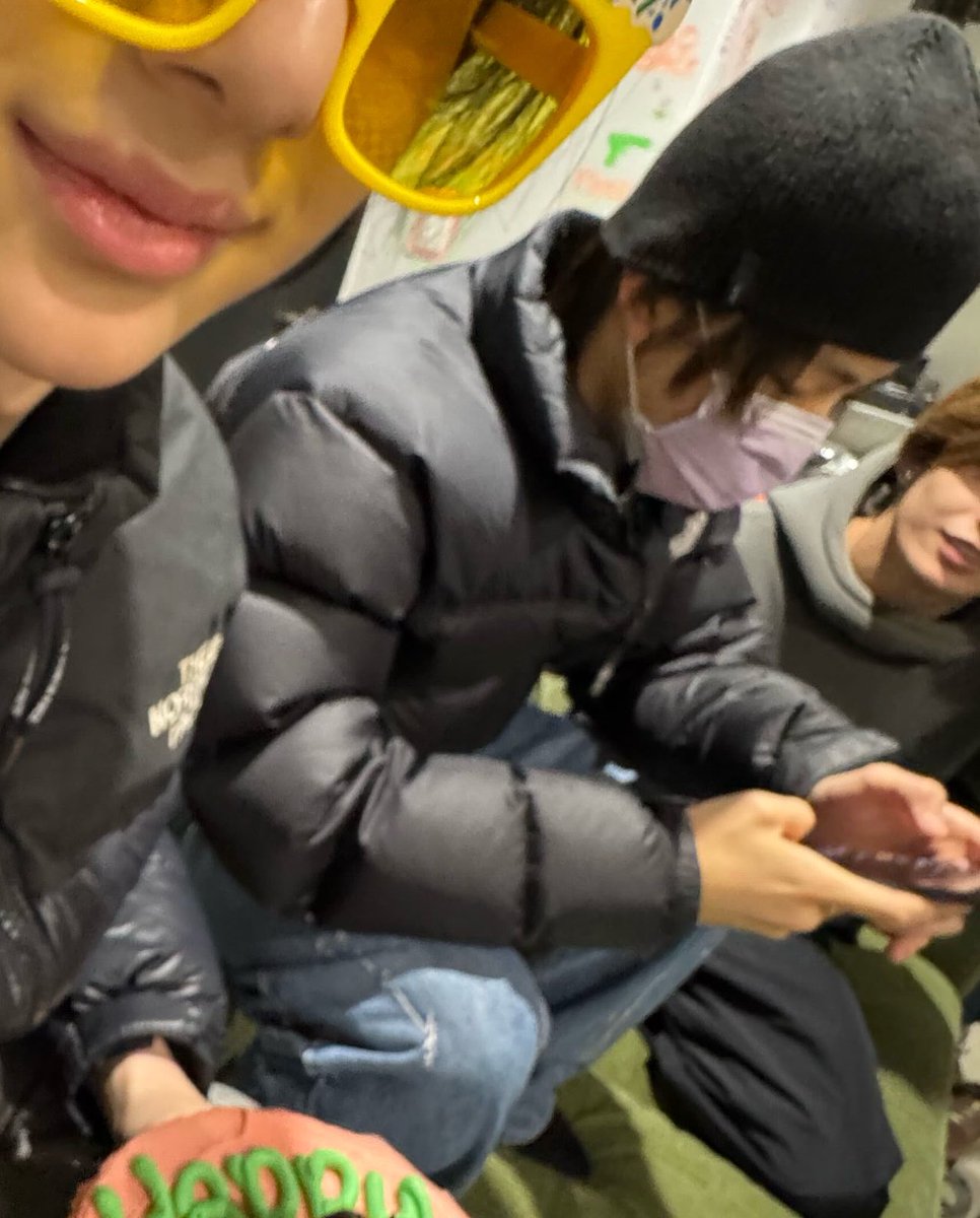 eomfinder's tweet photo. 와 오늘 엄성현 낯선사진 많네

안경 엄성현
에어포스.. 그것도 올백포스 엄성현
스투시 엄성현
눕시 엄성현
ㅋㅋㅋㅋㅋㅋㅋㅋㅋㅋㅋㅋㅋㅋㅋㅋㅋㅋㅋㅋㅋㅋㅋㅋㅋㅋㅋㅋㅋㅋㅋㅋㅋㅋㅋ https://t.co/lF9M6JsjDl