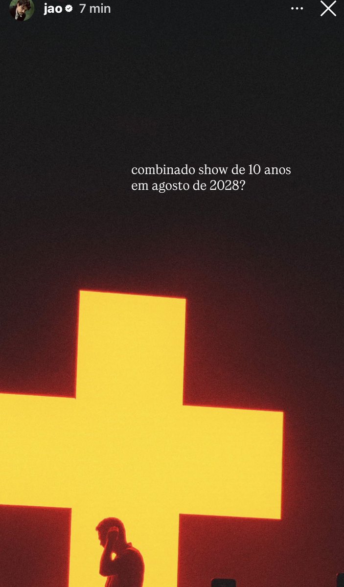quietmilas's tweet photo. quem eu encontro no show de 10 anos de lobos em 2028? https://t.co/tniMRLZjgs