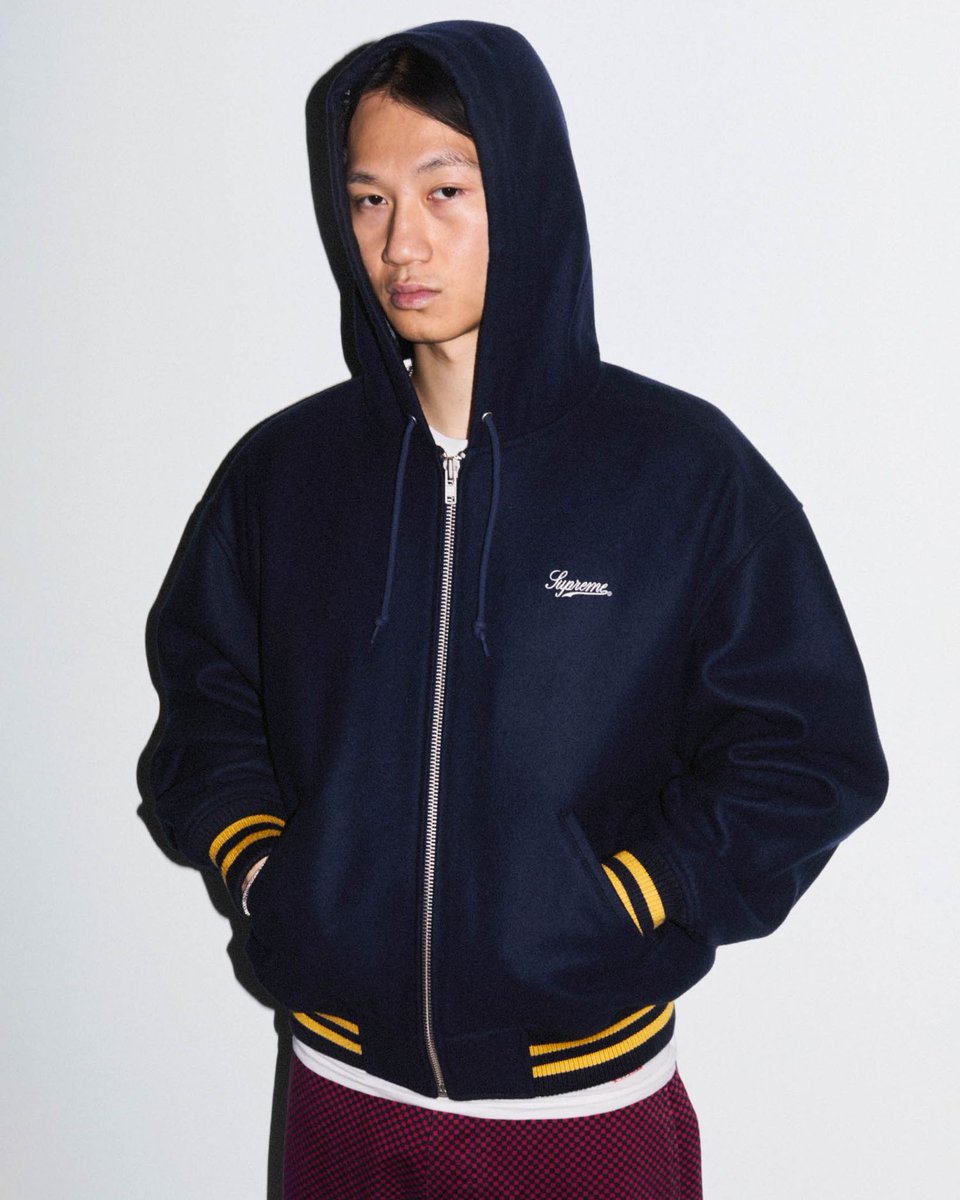 ModernNotoriety's tweet photo. Gabbriette for Supreme x Larry Clark FW26 https://t.co/T51l0DNmiR