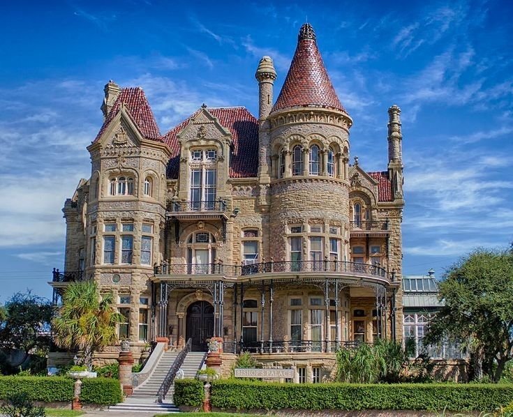 bymortalhand's tweet photo. Castles in the USA may not have as long a history as the beautiful castles of Europe, but they are outstanding, each in their own right

>Bishop's Palace in Texas
> Boldt Castle in New York
>Scotty's Castle in California
>Singer Castle on Dark Island in New York https://t.co/O1CkaIxe22