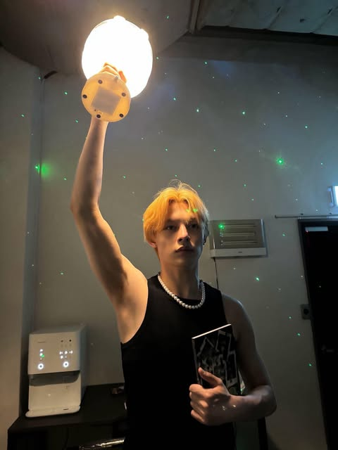 jamiemj23's tweet photo. @ofjvn_ To our JAMGENIUS, we hope you can take good care of yourself while pursuing your shining and wonderful stage dreams, always trusting your IDEA BANK along the way.

JAMES TURNS A YEAR TIMELESS  #365DaysWithJAMES #코르티스코어_일주년을_축하해 #JAMES #제임스 https://t.co/fuUQqROM0A