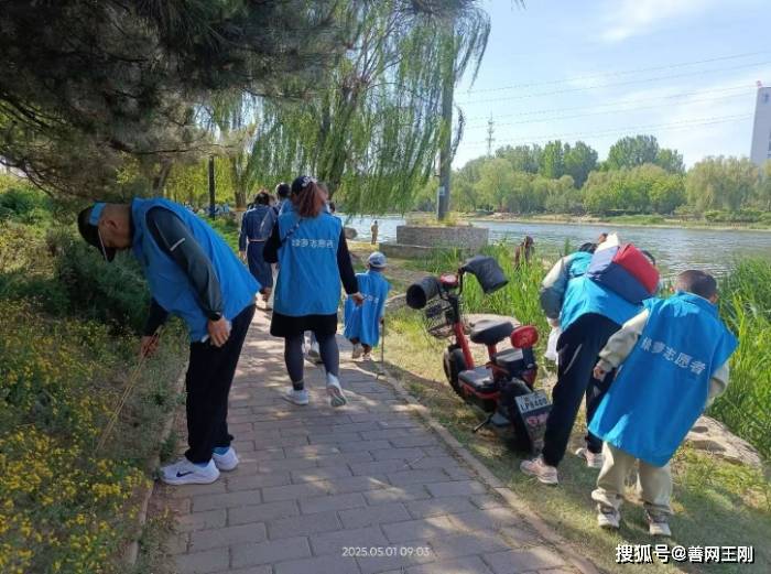 ShaikKhalilBash's tweet photo. Just wrapped 3 hours of river cleaning with local volunteers! Picked up 12kg of plastic and saw how small actions make a real difference to our city’s ecosystem. Grateful for this warm group! https://t.co/Br7VToyOxu