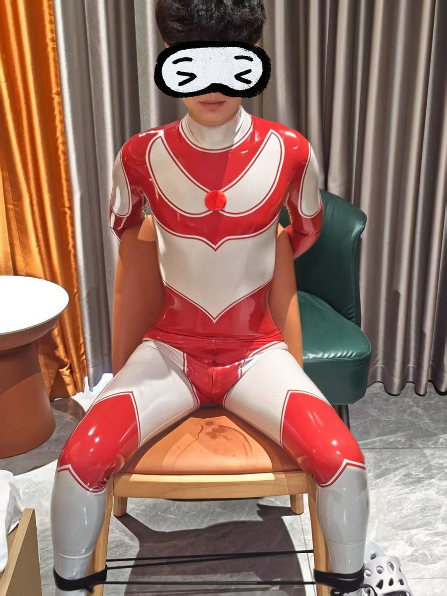 herom05's tweet photo. 【新胶】夕阳下的奥特曼落入敌手
杰克:@herom05 
🪢:@liudong11253078 https://t.co/AK7Oguqz7P