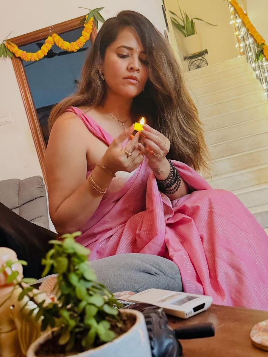 Anasuya_Fan_20's tweet photo. #anasuyabharadwaj ❤‍🔥 https://t.co/9yUKkUEabV