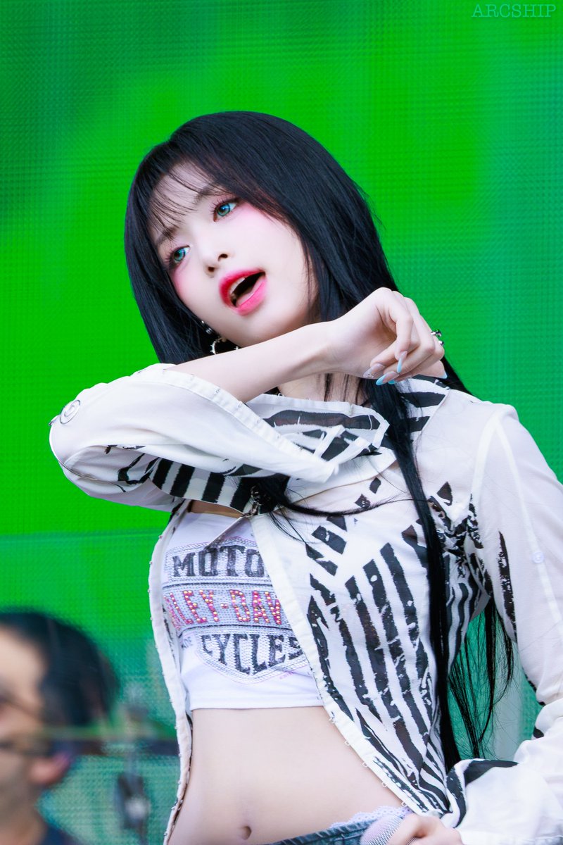 arcship_'s tweet photo. 260814 SUMMER SONIC
#BABYMONSTER #베이비몬스터 
#아현 #AHYEON #정아현 https://t.co/LifBggE38D
