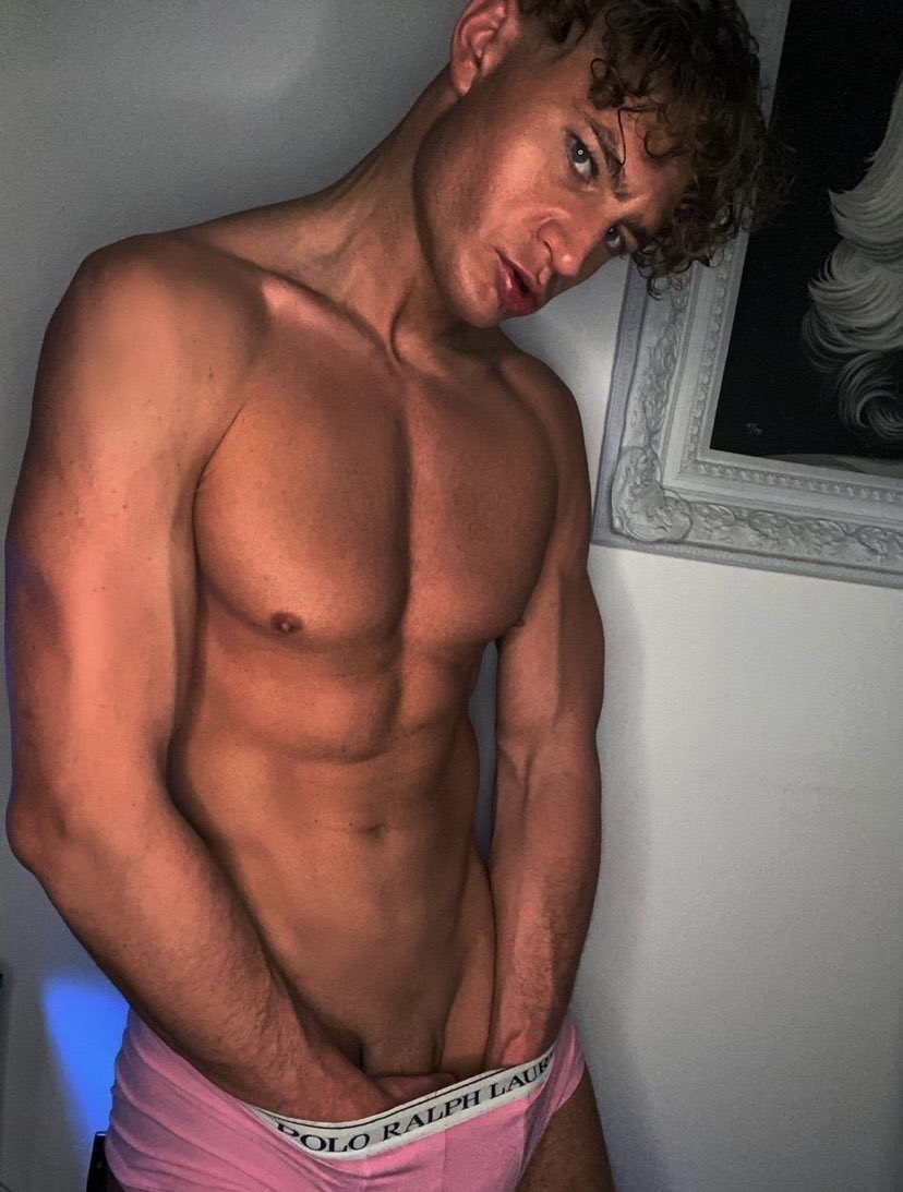 HimArchive's tweet photo. SCOTTY T https://t.co/NEyMheb3ML
