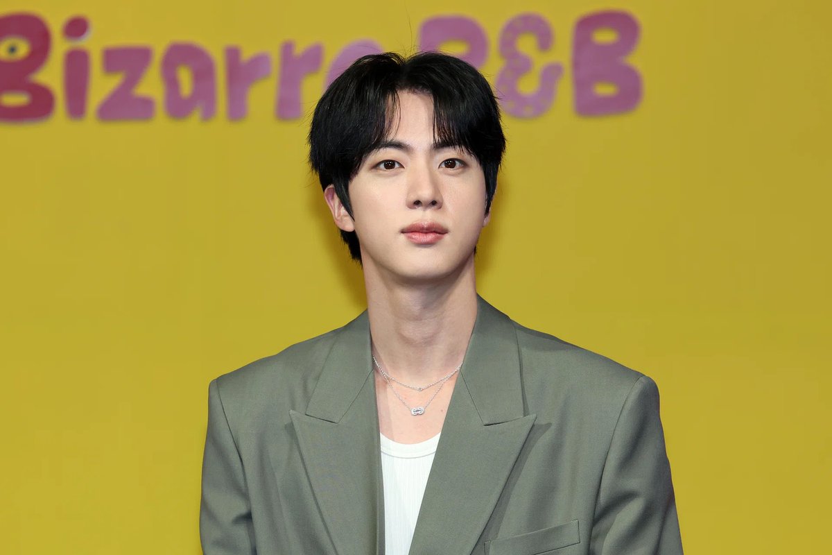 chartradar_'s tweet photo. Jin has now joined the Spotify Billion Club as “Don’t Say You Love Me” surpasses 1 billion streams on the platform. https://t.co/eQFJFgfxLc