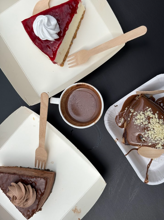 kadappasavalagi's tweet photo. 📍Moddys Chocolates and Cafe , Yercaud , TN
taste 10/10 https://t.co/7XbYQDT3YK