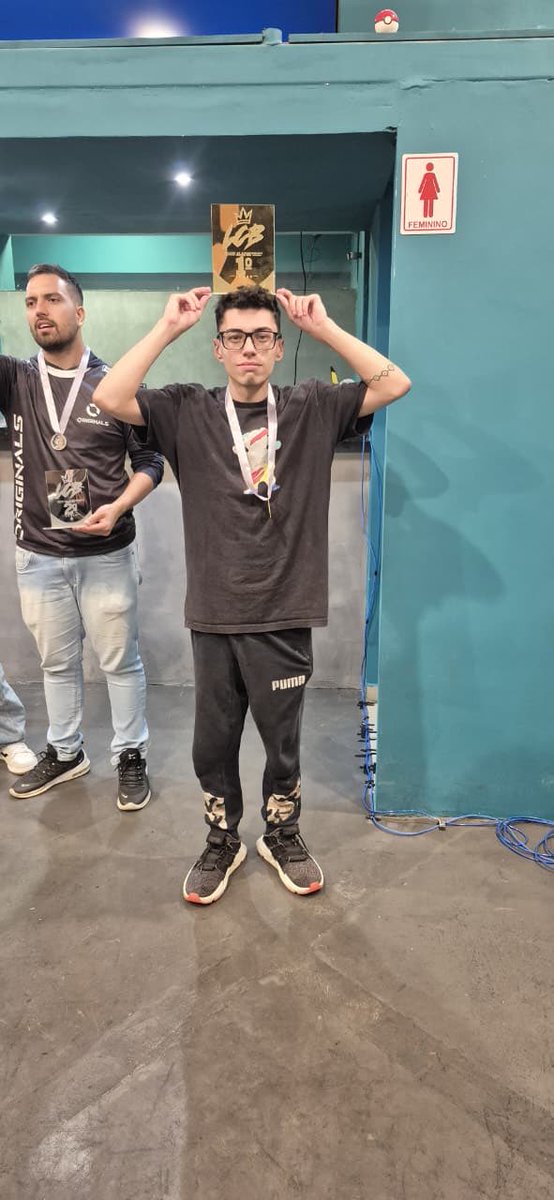 Kairos748's tweet photo. Ganhando e embrazando com a vitória e mvp na LCB Boituva. https://t.co/6FhW2aD3JF