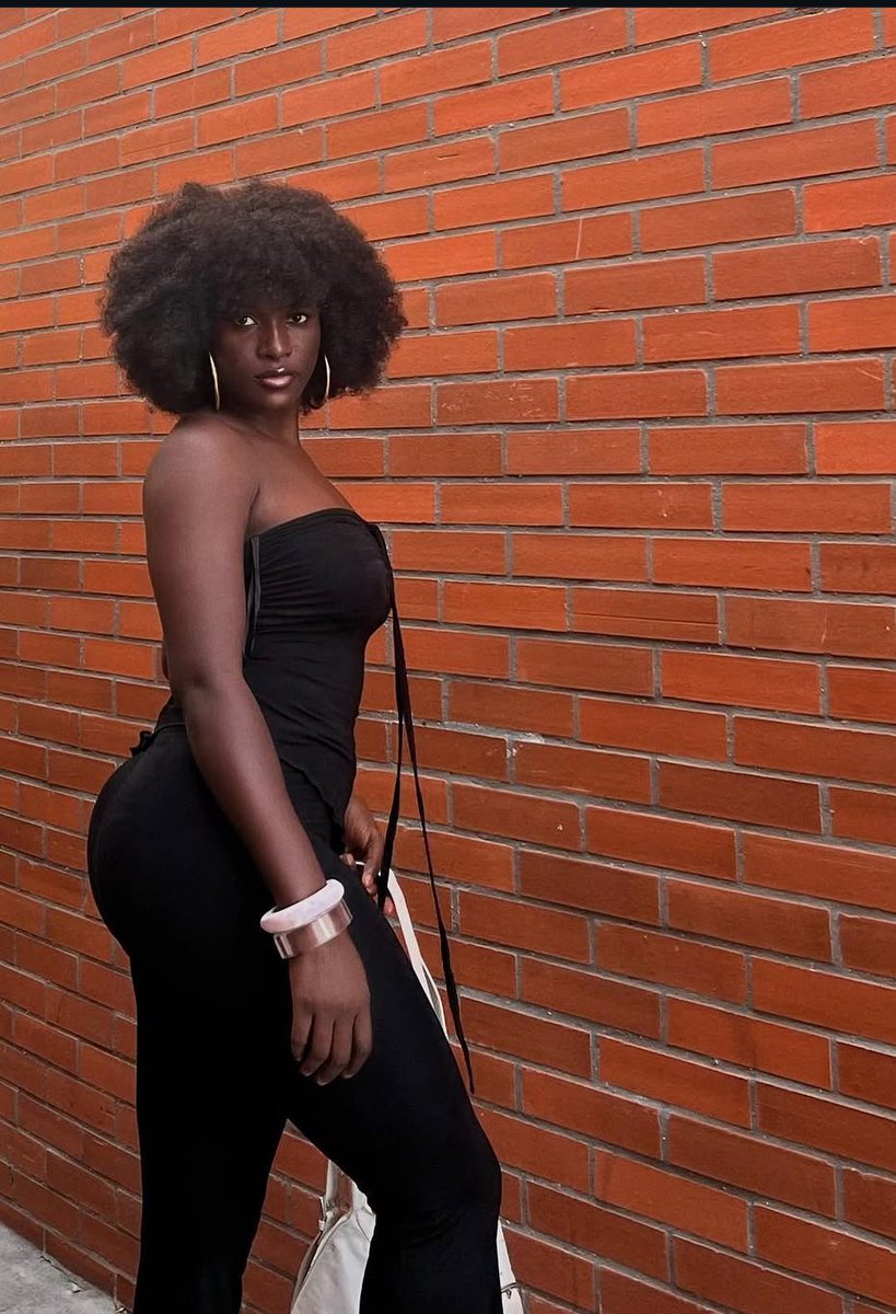 JIdaIKO's tweet photo. Abi hasn’t fully gotten the respect she deserves on this show, no matter how much she shows y’all that she has earned to be really respected here 

It’s quite unfair 😢

#BBNaija ✍️ https://t.co/Xkyc764PsG