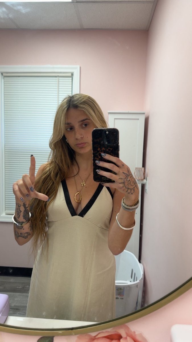 Queensagewims's tweet photo. Every โmanโ that has approached me have ended up feminized and turned into one of my girls.
Do you think you can go through my reprogramming, brainwashing Fem program without ending up like a girl?
#redhead #Findom #Techdom #nsfwtwt https://t.co/3S50TQdAf8
