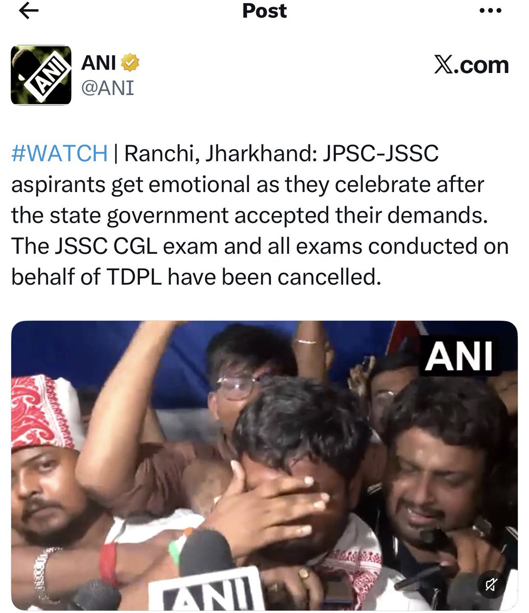 amitkilhor's tweet photo. Students of the country.
The power has been given back in your hands.
Snatch it from the corrupt and make a brighter future. https://t.co/g8kZr9sZWj