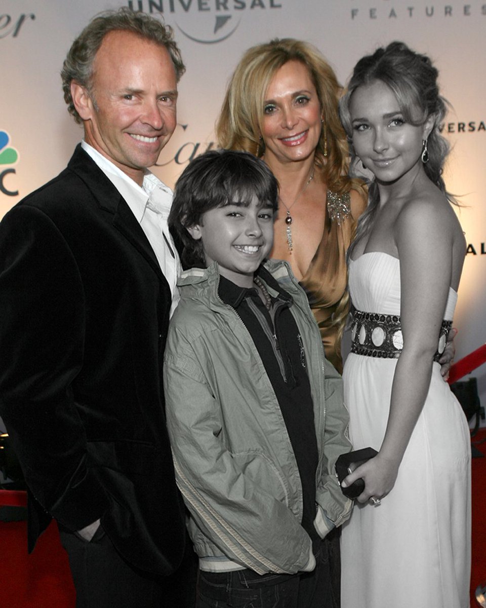 ComplexPop's tweet photo. Hayden Panettiere’s death comes just three years after her brother Jansen passed away at 28, leaving their parents, Skip and Lesley, to grieve the loss of both children.

May they rest in peace 🕊️ https://t.co/Yiu0osQ8jW