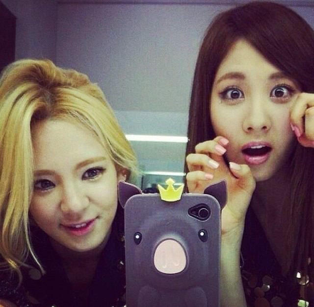 33samgu's tweet photo. 소시넴들너무언니라
언니좋아병생길것같아요 https://t.co/JrkB6S9j3V