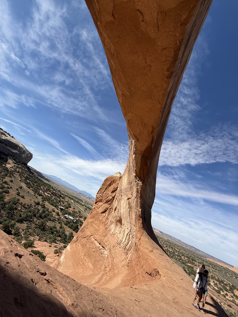 Paigebrazell's tweet photo. Worth the climb.🥾#Arches #Utah #TheArches #MoabUtah #NationalParks https://t.co/1RRr5fVmku