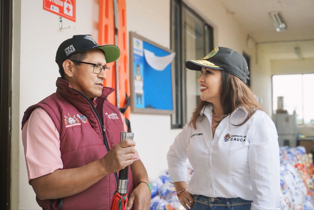 Perafanmaribel1's tweet photo. Comunidad de Ortega Cajibio desplazada hacia el Mcpio de Morales, hoy les abrazamos y les entregamos ayuda humanitaria. @GobCauca en territorio. https://t.co/eH4sKpv4rh
