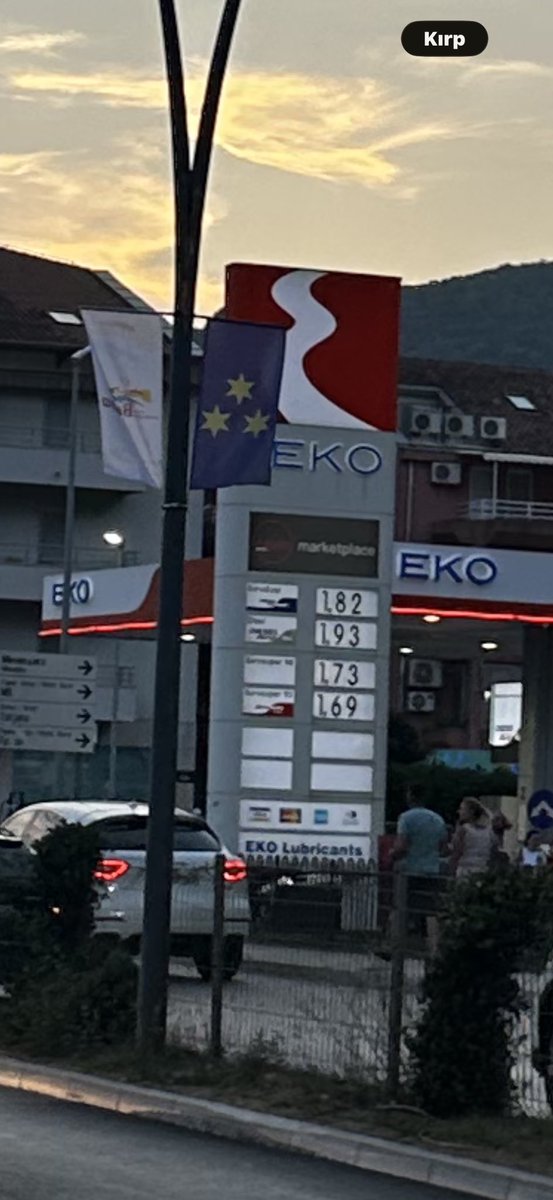 haruner34's tweet photo. 9 € indirim geldi akşam 😂 https://t.co/c0uVdJTxvS