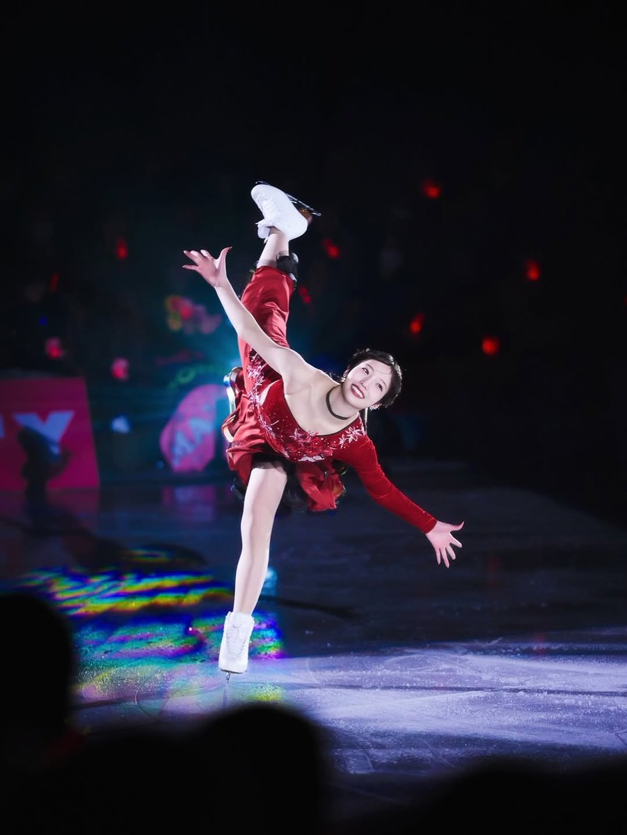 LEILIDERODRIGUE's tweet photo. ICE BRAVE 全29公演が終了しました！
共に駆け抜けて下さった全ての皆様に大声でありがとうございましたと伝えたいです！🔥

大好きなスケートで上を目指し挑戦することの楽しさを改めて実感できた日々でした。

また皆様と新しい景色や驚きを共有できるよう https://t.co/zpwlq4O8XZ