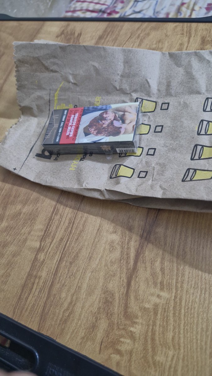 beingAi001's tweet photo. @letsblinkit I did not place this order. The delivery person told me that it was ordered by me, but I have not ordered this item. Please check the order details and take the necessary action. I request you to confirm who placed this order and ensure that I am not charged for it.@letsblinkit https://t.co/Ttui05S9tW
