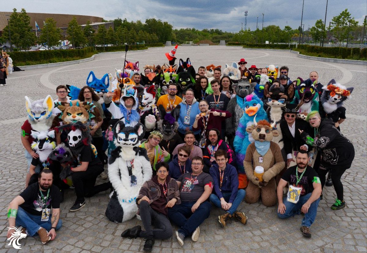 AnthroTalesEU's tweet photo. 🇫🇷 Chers Voyageurs,

N'oublions pas un des meilleurs moments de la convention AnthroTales, les photos de groupe !

Retrouver les aussi sur Furtrack grâce à ce lien : https://t.co/zXzdGNn62W 

📸 @/fyrne.bsky.social sur Bluesky https://t.co/CVyM0ZGpA2
