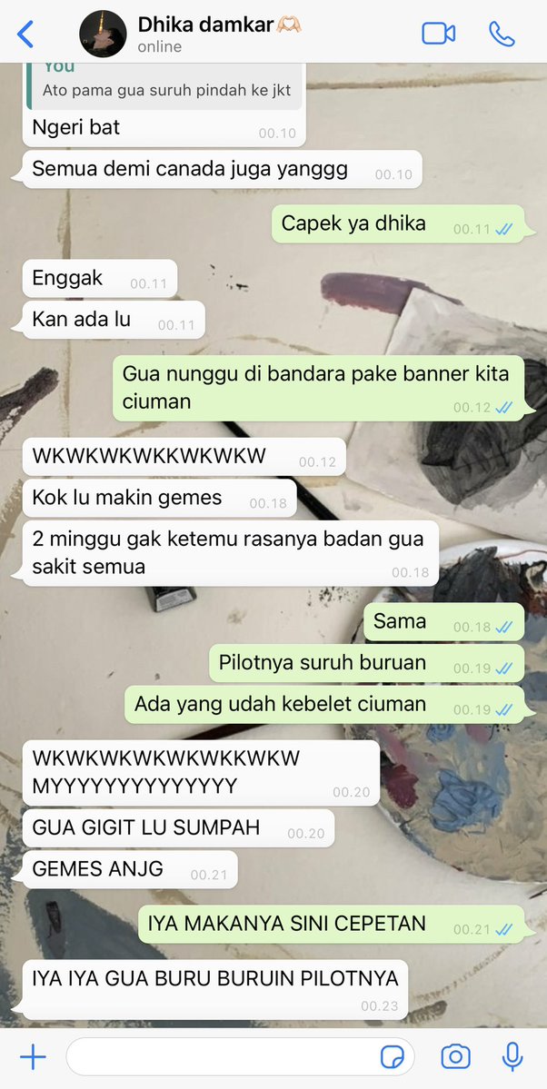 ketrupuk's tweet photo. 6 tahun pacaran jadi cogilnya dhika https://t.co/fBToFxxpVm