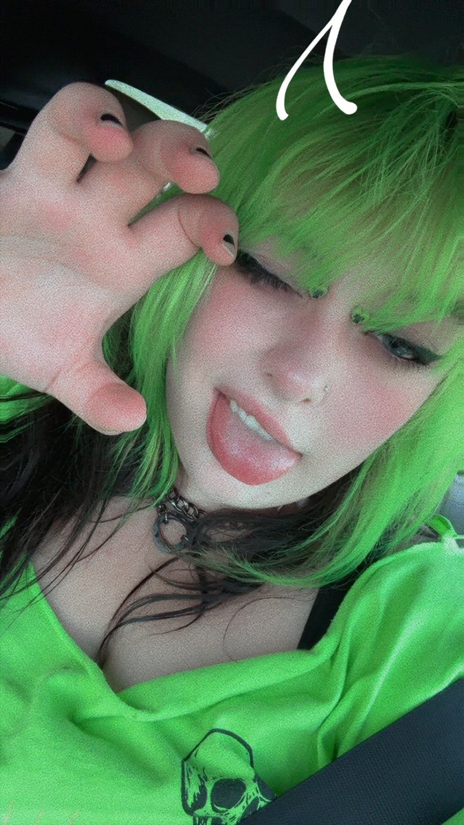 Indytheinnocent's tweet photo. Hey love! Rawrrr
#GothGirl #GothAesthetic #AlternativeFashion #DarkBeauty #GothStyle #EmoVibes #PunkGoth #GothicCulture #SpookyChick #GothCommunity https://t.co/Cp7Fk5o0Pj