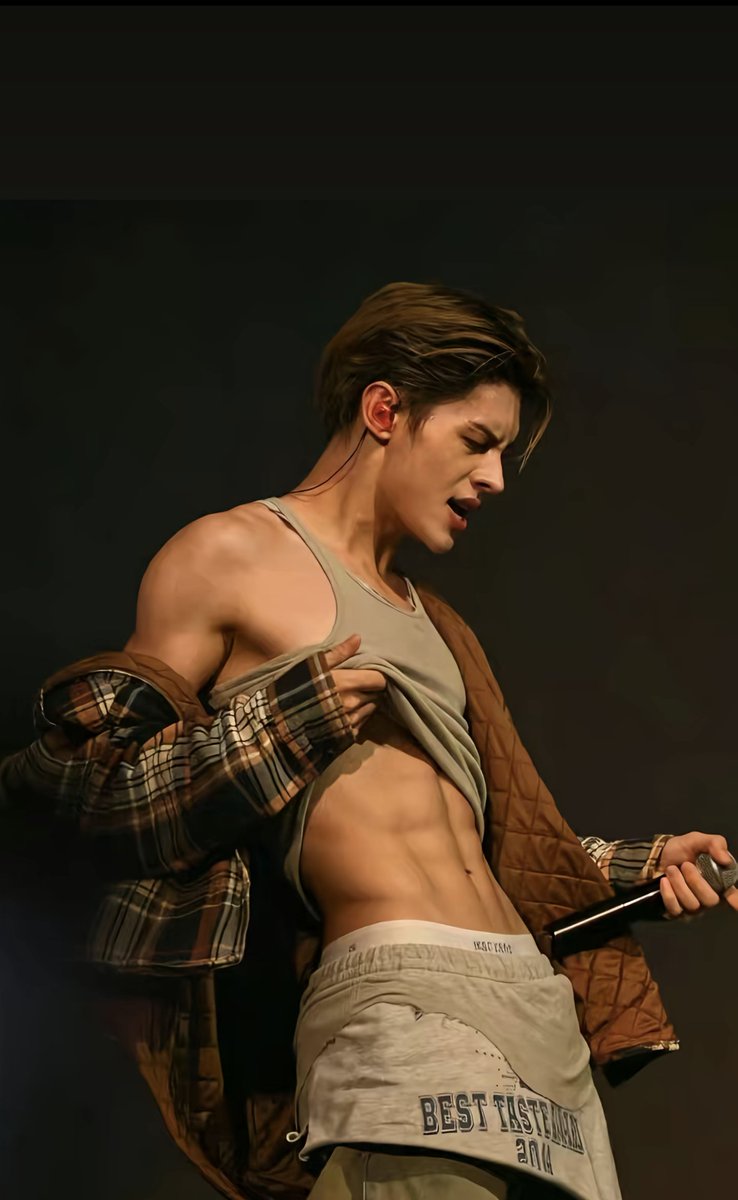 yjf3h's tweet photo. @chinajamesbar Happy one‑year debut anniversary, JAMES CHAO! Hope every dream you hold can come true step by step.

JAMES TURNS A YEAR TIMELESS

#365DaysWithJAMES
#코르티스코어_일주년을축하해
#JAMES #제임스 https://t.co/4ji05960Uf