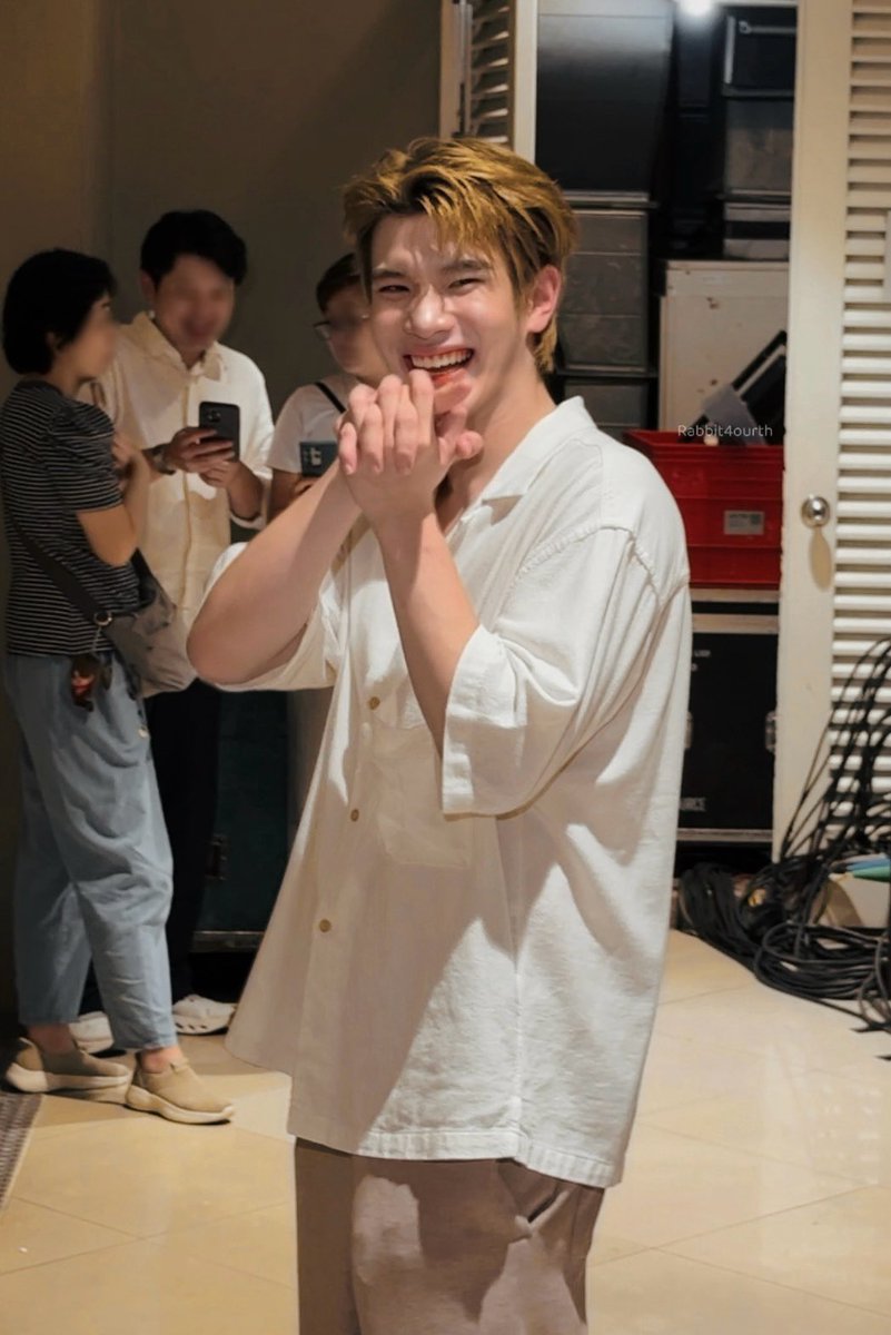 Rabbit4ourth's tweet photo. แล้วน่ารักอะไรขนาดนี้อะ  🫵🏻 @tawattannn 

#fourthnattawat https://t.co/j5pG9zTDHP