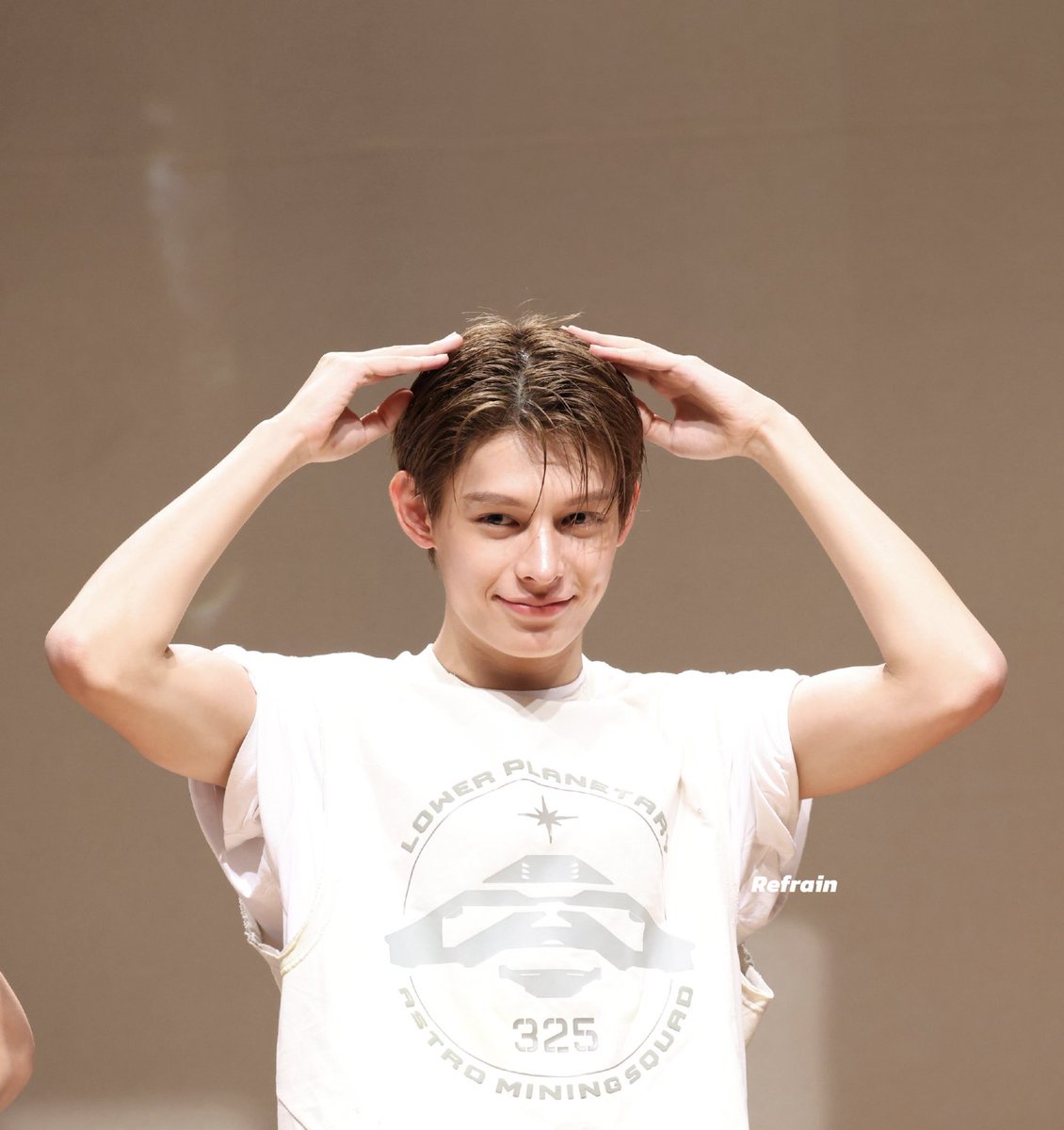 yjf3h's tweet photo. @chinajamesbar One wonderful year for JAMES CHAO! May you keep growing and make more fantastic stage performances

JAMES TURNS A YEAR TIMELESS

#365DaysWithJAMES
#코르티스코어_일주년을축하해
#JAMES #제임스 https://t.co/WgBpizNnIV