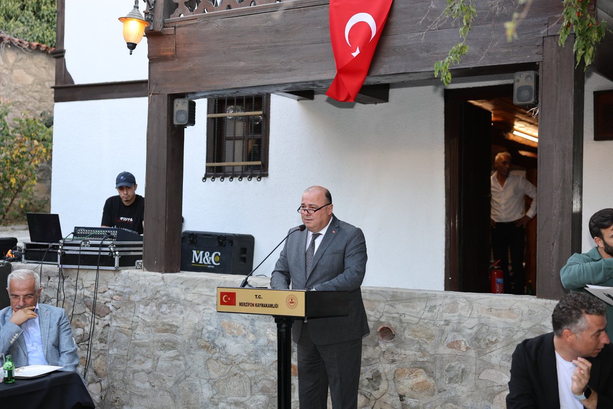 merzifonbld's tweet photo. Şehrimizdeki görev süresini tamamlayan Merzifon 5. Ana Jet Üs Komutanı Hava Pilot Tuğgeneral Sayın Halil Uğur Serin onuruna düzenlenen veda programına katılan Belediye Başkan Vekilimiz Mustafa Atak, https://t.co/0IbP2i0jk7