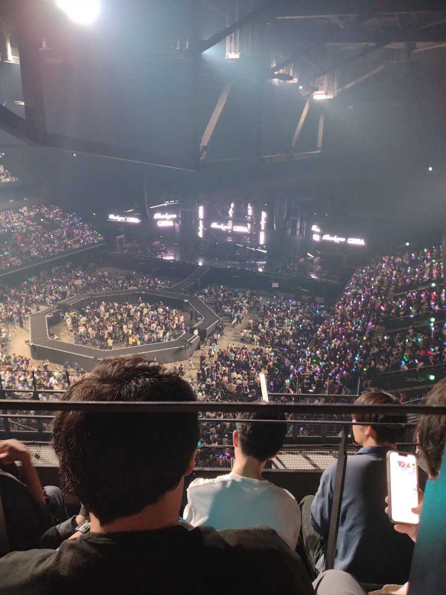 hikomichi's tweet photo. 櫻坂のライブ、演出と音質がよかった。特にアンハピの世界観がたまらん
#櫻坂46 https://t.co/wvUxmRkxHB