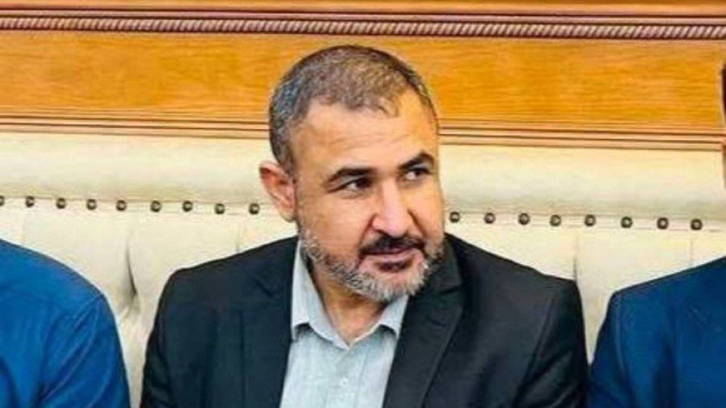 Rawafiid's tweet photo. جهاز مكافحة الارهاب يسلم عباس اليعقوبي الى امن الحشد https://t.co/srUfHc27df