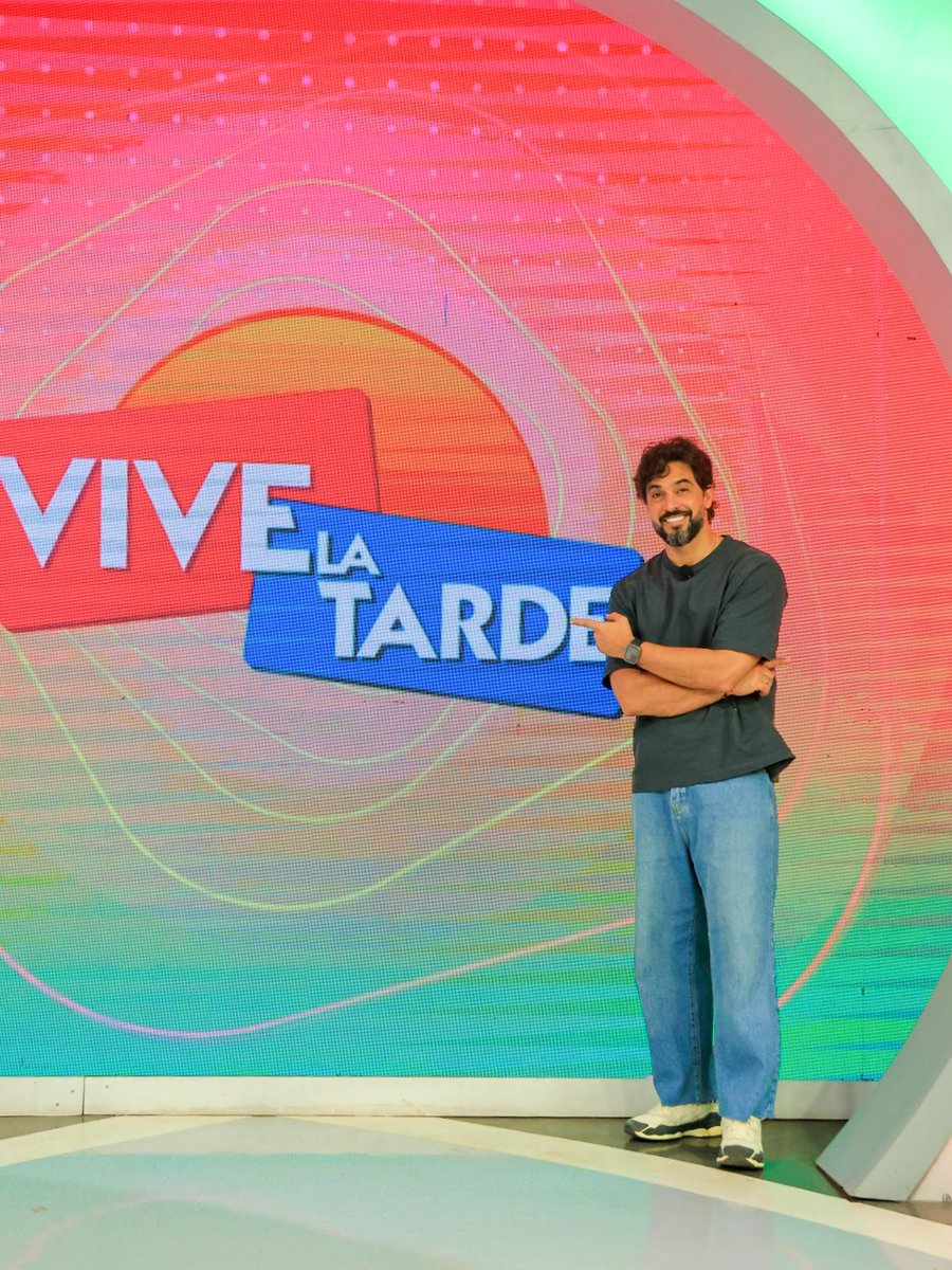 vivelatardepy's tweet photo. ¡Linda tarde para todos!
Hoy jugamos a la #CarreraDeBebés en #VLT ❣️✨️
Vengan ✨️ https://t.co/i0sLTO4FFc