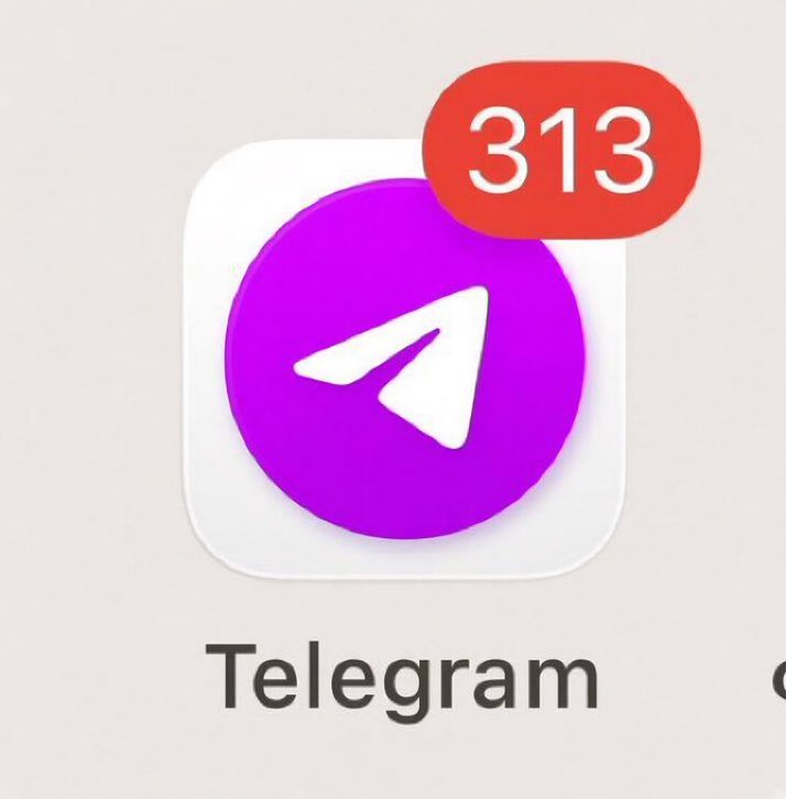 AgeNoFilter's tweet photo. Quien me pasa grupos de telegram bien chidos porfi 🙏🏻 https://t.co/6VAcQoyXE1