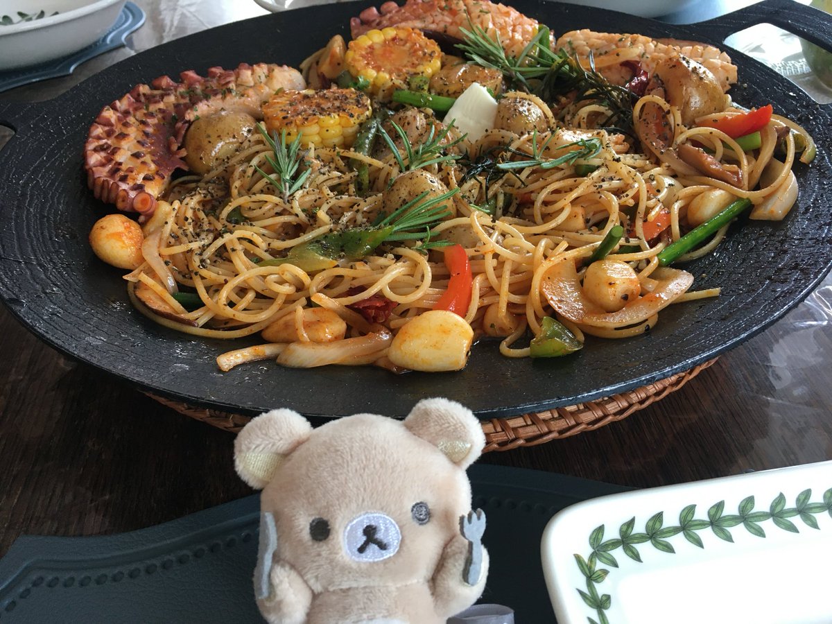 apdksg's tweet photo. 뽈뽀…🐙🤤 https://t.co/dAD96OuWRR