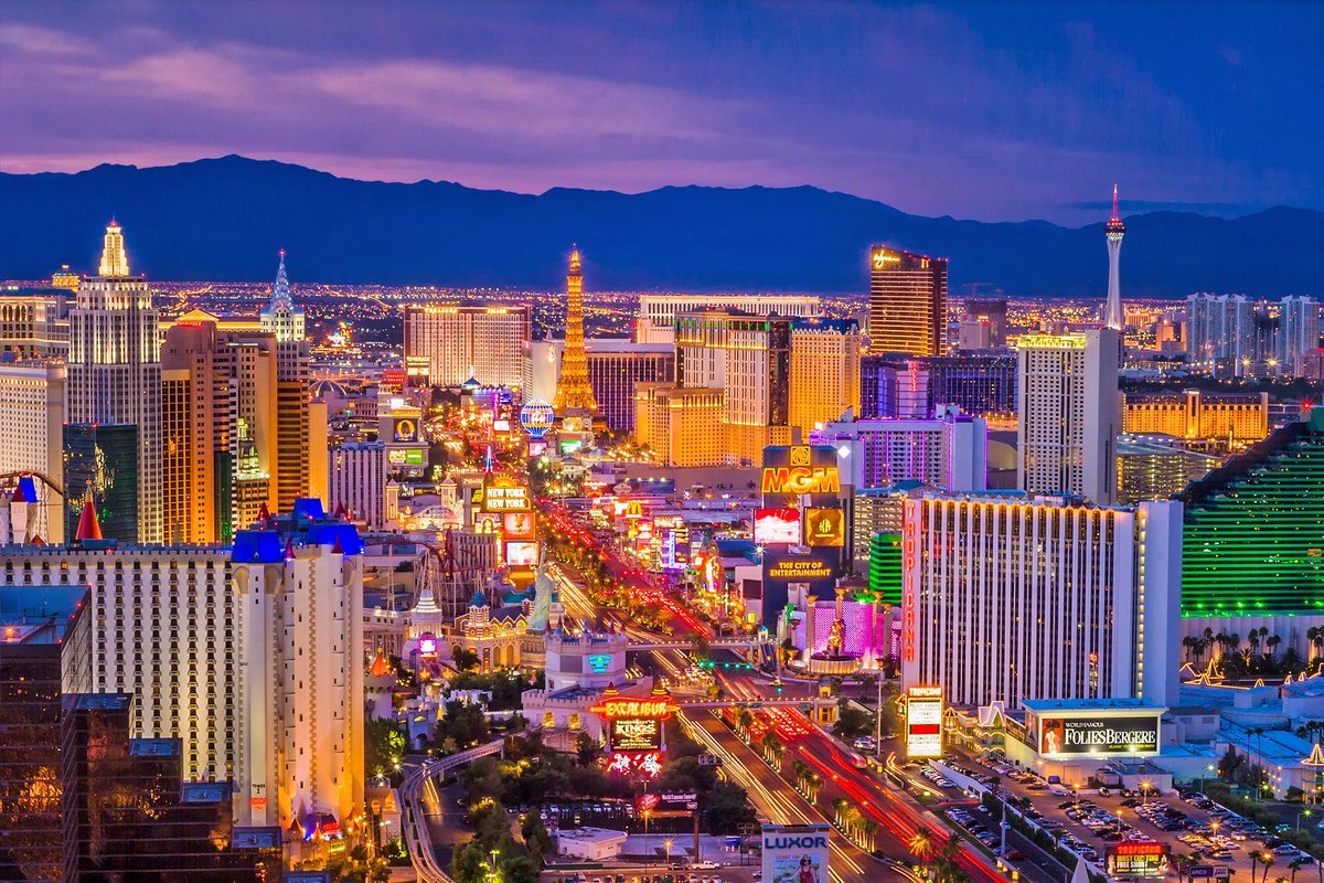 Bitedown_MMA's tweet photo. 🚨Breaking News🚨 UFC 335 is headed to Las Vegas, Neveda in December #ufc #ufcnews #ufc335 #mma #ufcmma https://t.co/rCDcLoIrYN
