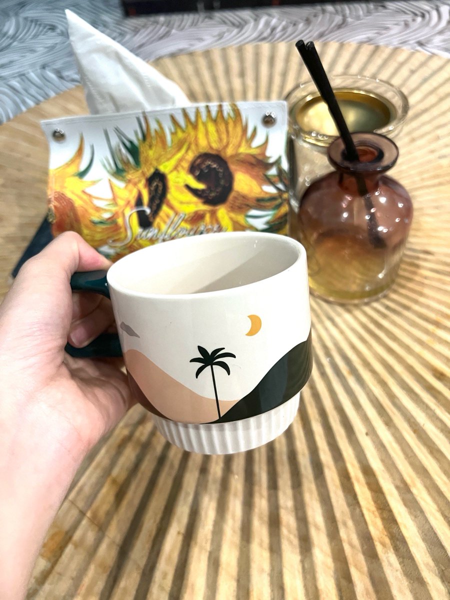 SForsinetti's tweet photo. Just finished up my first hand-knit coffee mug cozy in soft cream yarn—no fancy tools, just patience and a warm cozy vibe for my morning brew https://t.co/9mSmRqV7qB