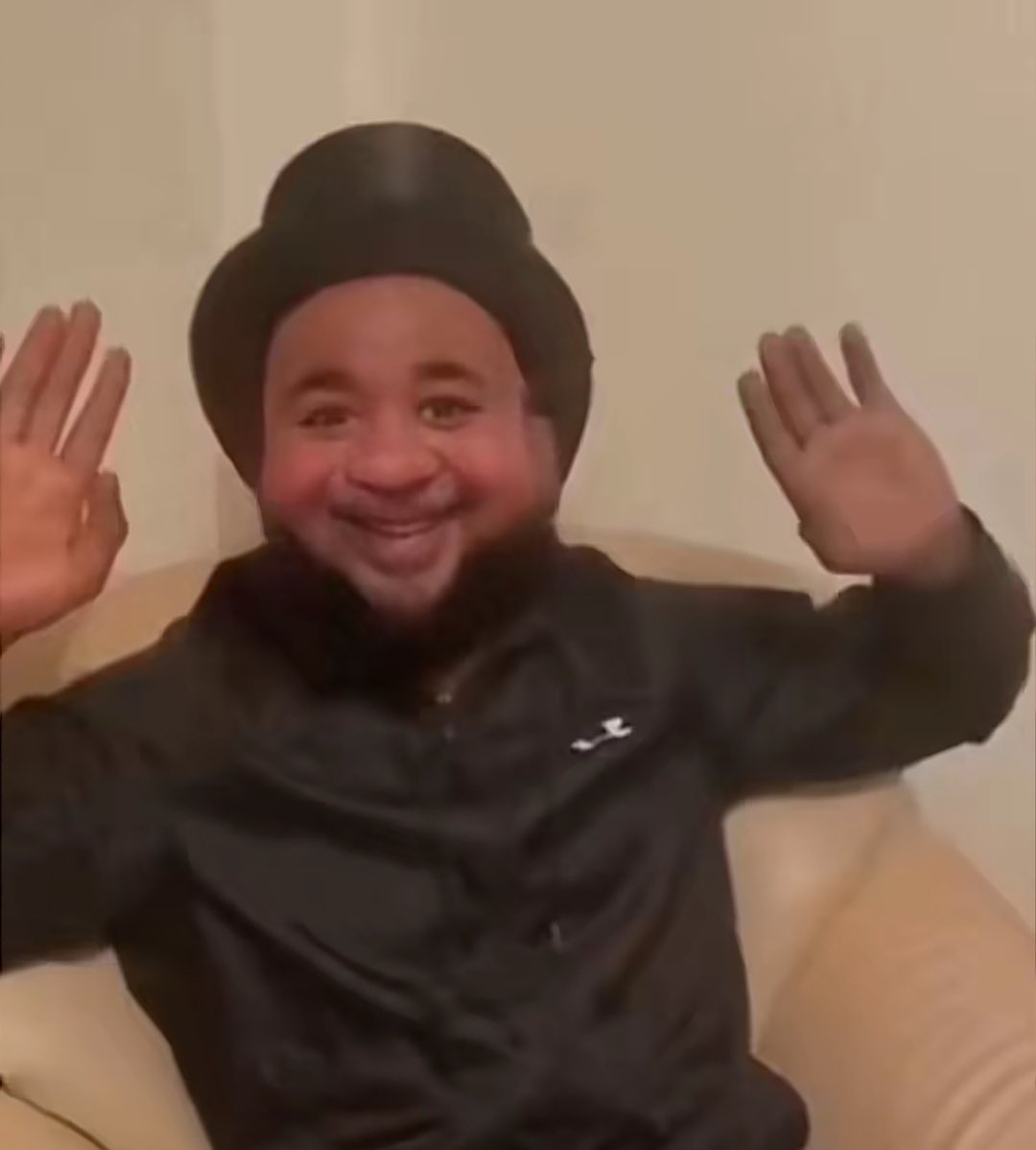Ndole_b2's tweet photo. En terme de contenu et de live, Kinda 2025 n’a rien à envier à celui de 2026. Je pourrais même aller plus loin mais arh jvais rien dire sinon jvais me faire ban 😹✌️ https://t.co/G5ze3UnUwh
