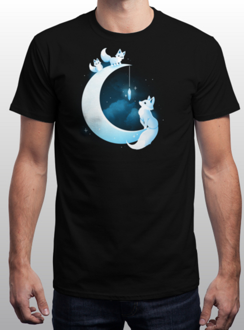 qwertee's tweet photo. "Foxes Moon" is today's tee on https://t.co/LdSWa6Ss6H RePost for a chance at a FREE TEE! https://t.co/rAgu4BNTMK