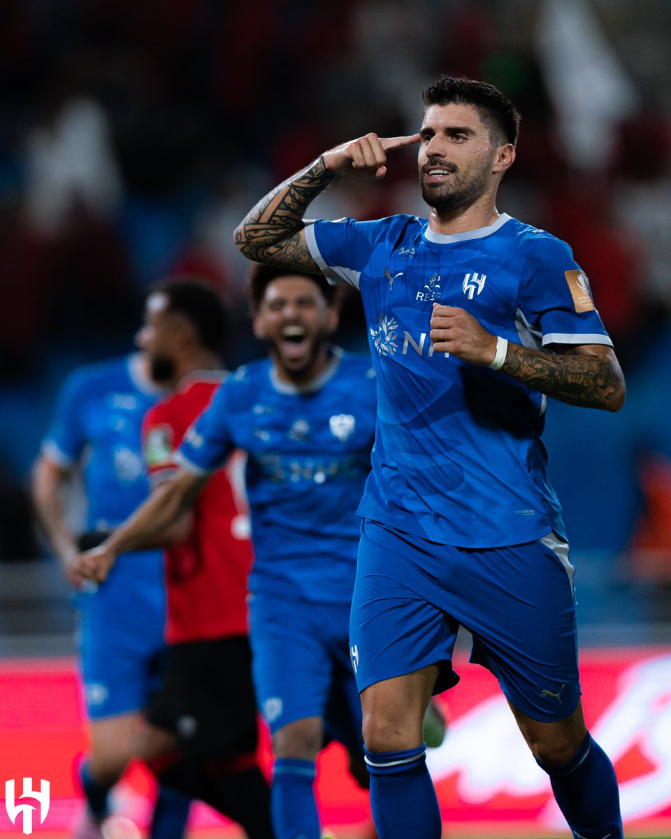Alhilal_FC's tweet photo. من ركلة جزاء.. "نيڤيز" يسجل الأول 💙🎵 https://t.co/K1XjSXgHwK