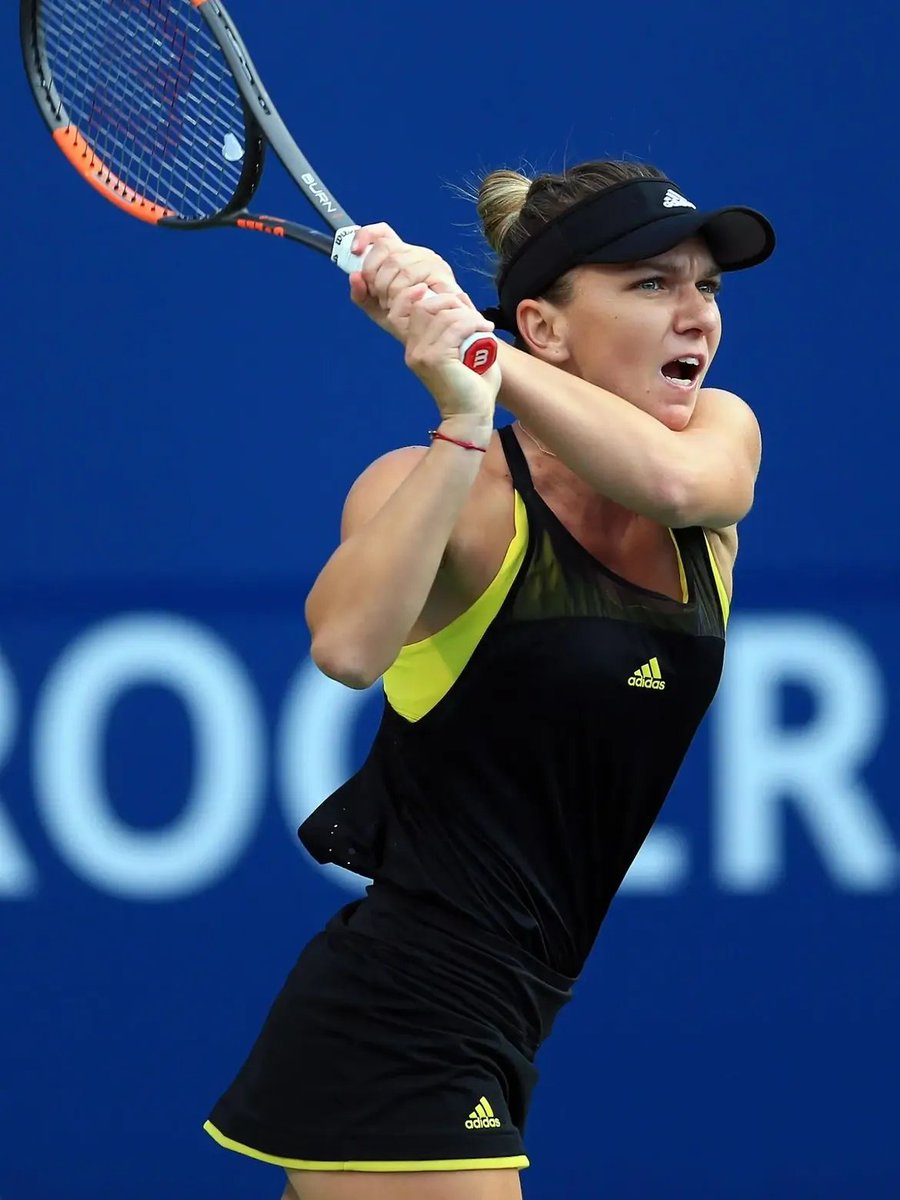simobigheart's tweet photo. ❤️ Simona halep 🎾 💎 💪🏻 🔥 🙏🏻 https://t.co/OLu37HsMZs