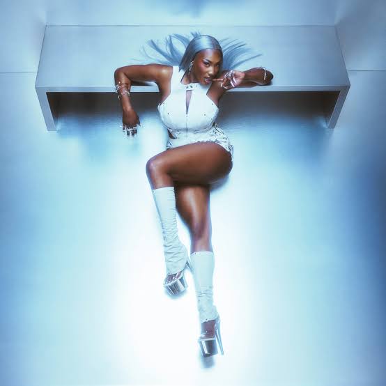 SkyrockFM's tweet photo. Découvrez le #TopAlbums de la semaine ! 💿
➡️https://t.co/ildW1OoIGG https://t.co/2QsA5S16mN
