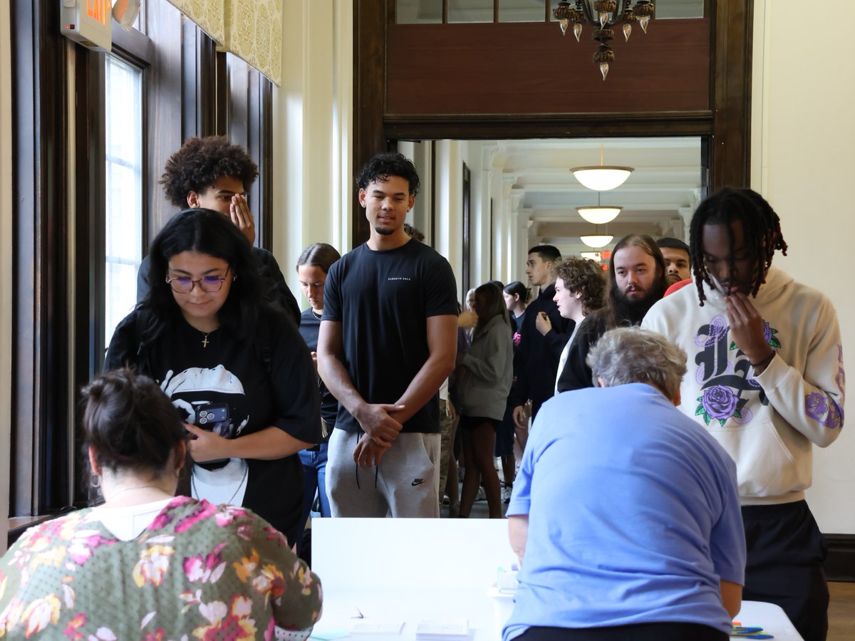 smwc's tweet photo. Today was First Monday for our remaining returning and new students! We hope everyone has a great first day of class tomorrow and a successful academic year! https://t.co/fdKCHA9Qja