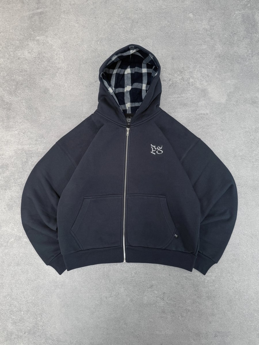 Pepe_studio_'s tweet photo. i made my dream zip-up hoodie https://t.co/Et7UPr59M9