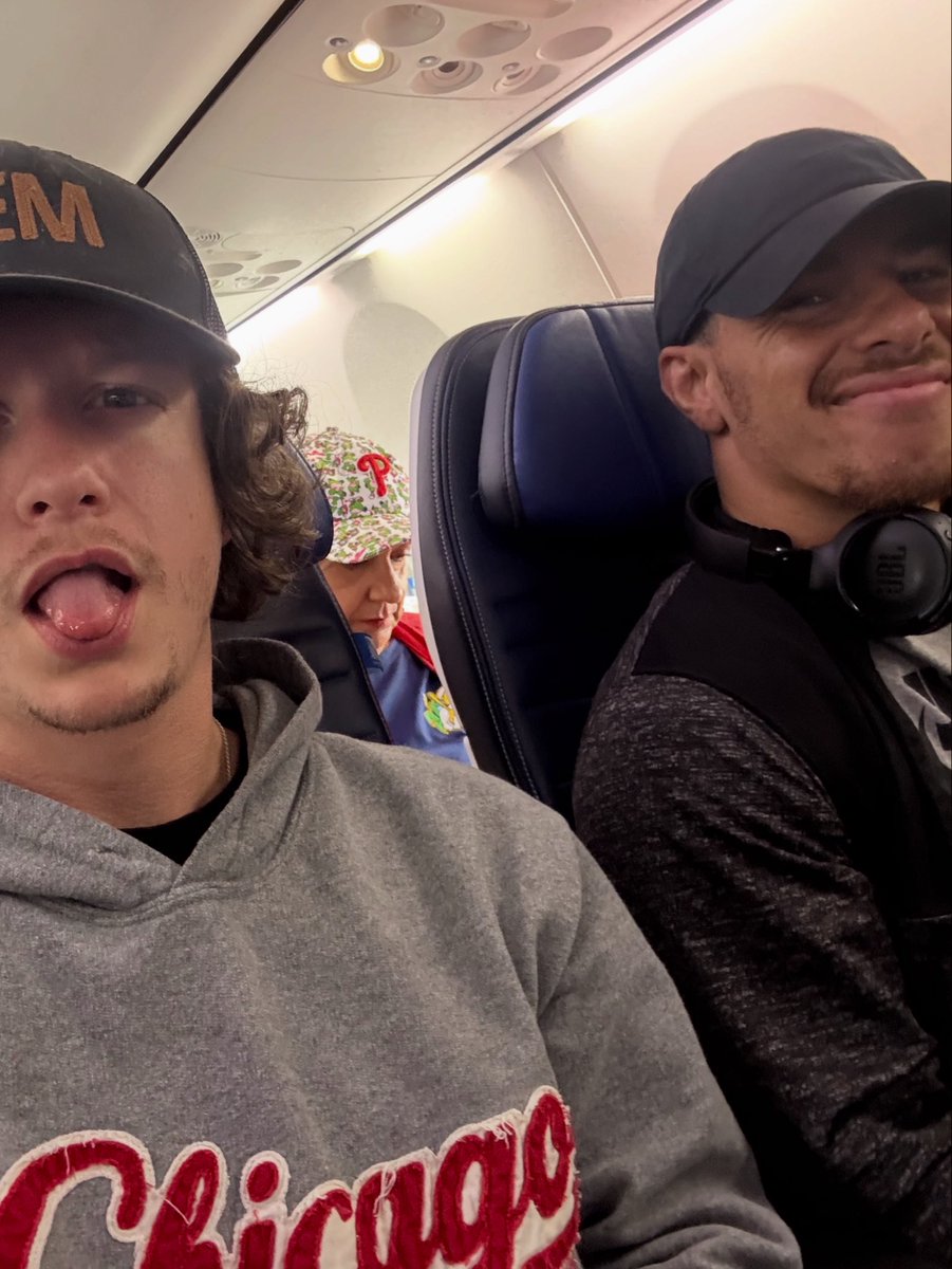 realmarkostunt's tweet photo. Life is better when you get to do what you love with your best friends.
#vlogcrew #vc4life #indiewrestling #travel https://t.co/MHHWt1ldD1
